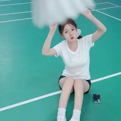 余欣